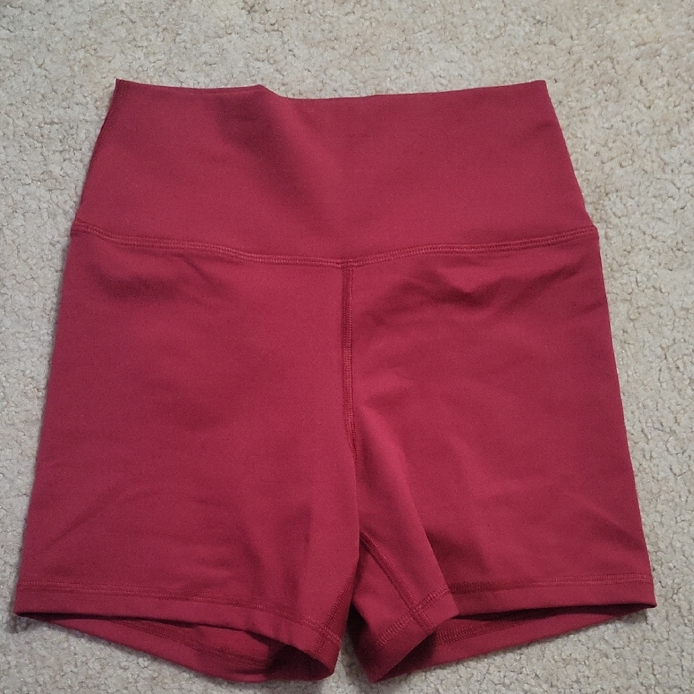 Like NEW - Fleo High-Waisted Shorts